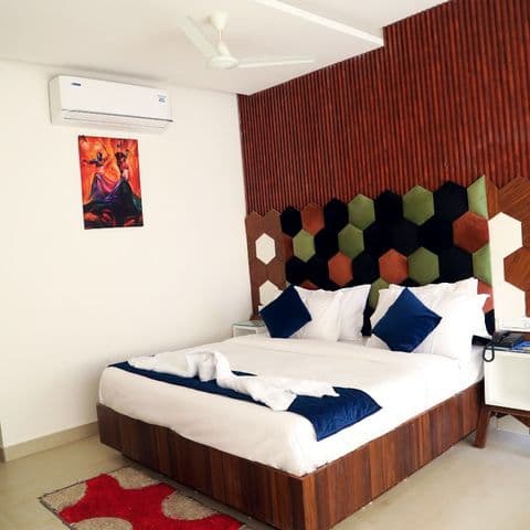 Super Deluxe Room image 2